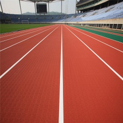 塑胶跑道翻新流程全揭秘：从准备到完工，细节详解