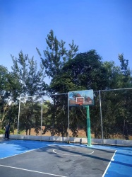 硅PU篮球场厚度的相关探讨