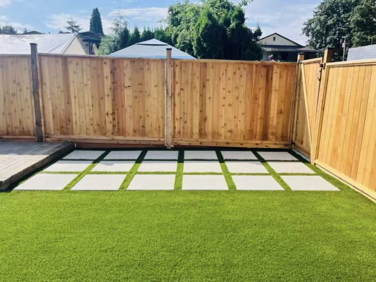 户外人造草坪：小小草坪，大大用途！